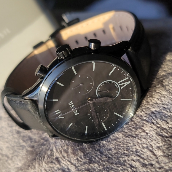Black mens Fossil watch. NWT - Picture 7 of 8